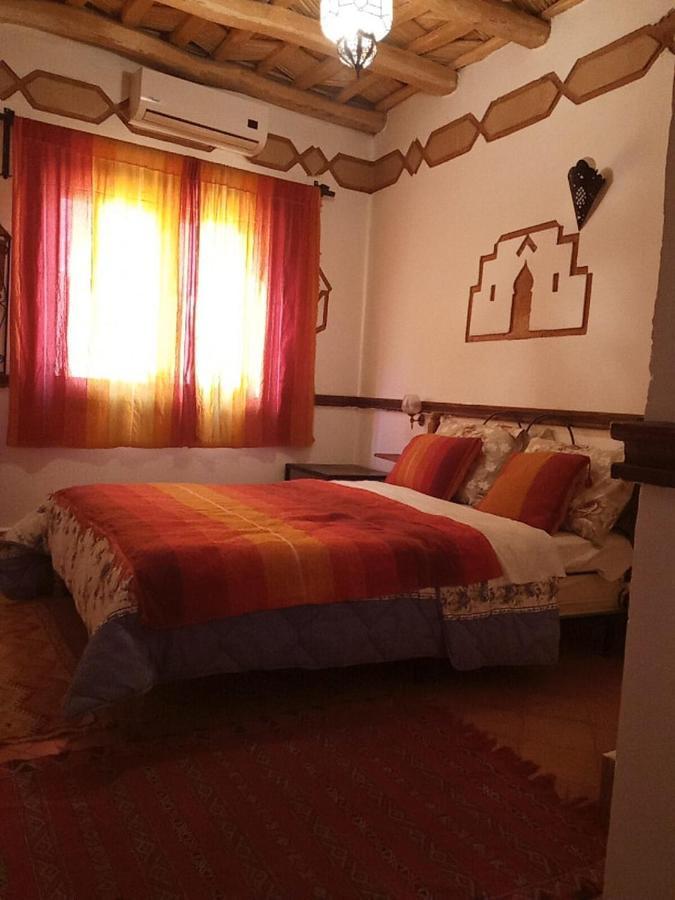 Auberge Des Peupliers Cafe Restaurant Akhendachou n'Ait Ouffi Exteriör bild
